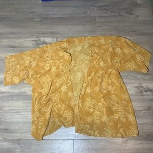 Women’s light weight kimono/ coverup dark yellow mustard color size 1X